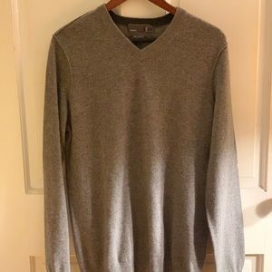 Vince 100% Cashmere V-Neck Gray Sweater (M)